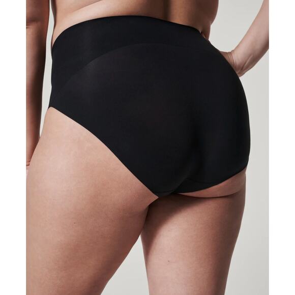 NWT SPANX Undie‑tectable Brief in Black Size Small - Picture 5 of 7